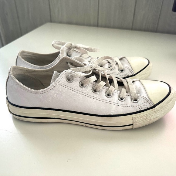 Converse Chick Taylor All Star White Leather Sneakers Size 8 - Picture 14 of 15